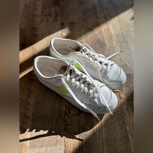 Nike Blazer Low Platform